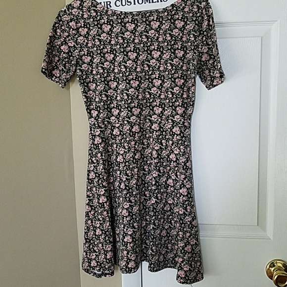 Soft flowy dress, XS, by Freshman - Picture 3 of 4